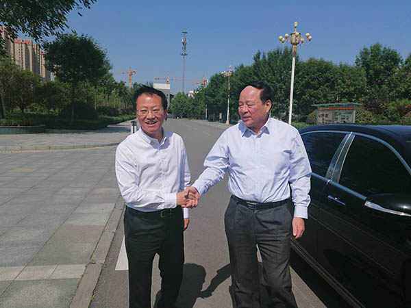 我集團領導一行赴棗莊科技職業(yè)學院考察座談并達成校企合作 我集團領導一行赴棗莊科技職業(yè)學院考察座談并達成校企合作