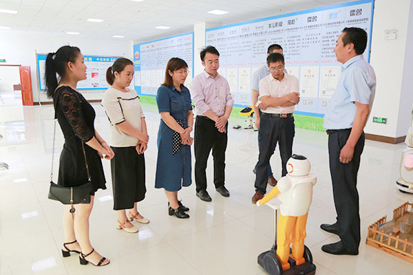 熱烈歡迎濟寧市旅游協(xié)會領導到我集團元古旅游公司考察指導 熱烈歡迎濟寧市旅游協(xié)會領導到我集團元古旅游公司考察指導