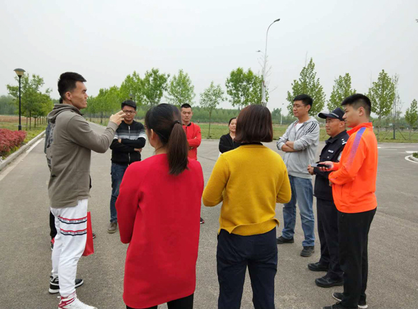 集團團委應邀參加濟寧高新區(qū)“激揚青春 共鑄輝煌”戶外拓展訓練活動 集團團委應邀參加濟寧高新區(qū)“激揚青春 共鑄輝煌”戶外拓展訓練活動